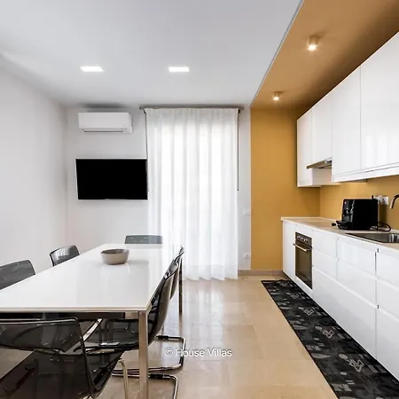 Apartment House&villas - Albaionica Calabernardo